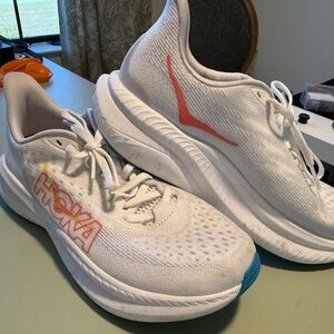 Hoka Mach 6 Sneakers